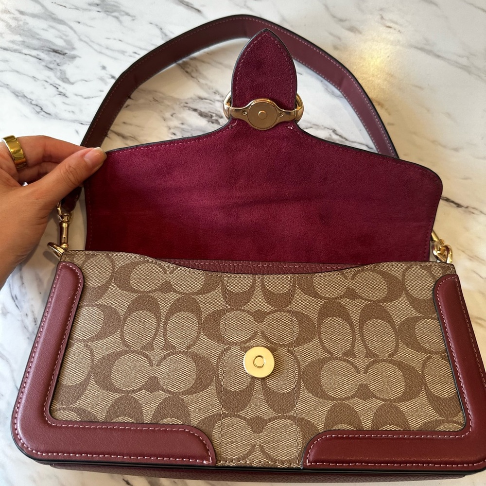 COACH Multicolor Shoulder Bag ❤️🩷🩵 - Picture 8 of 13